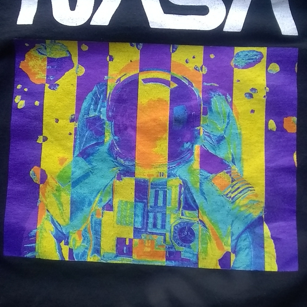 NASA L Mens t-shirt Purple Yellow space suit color PoP blend